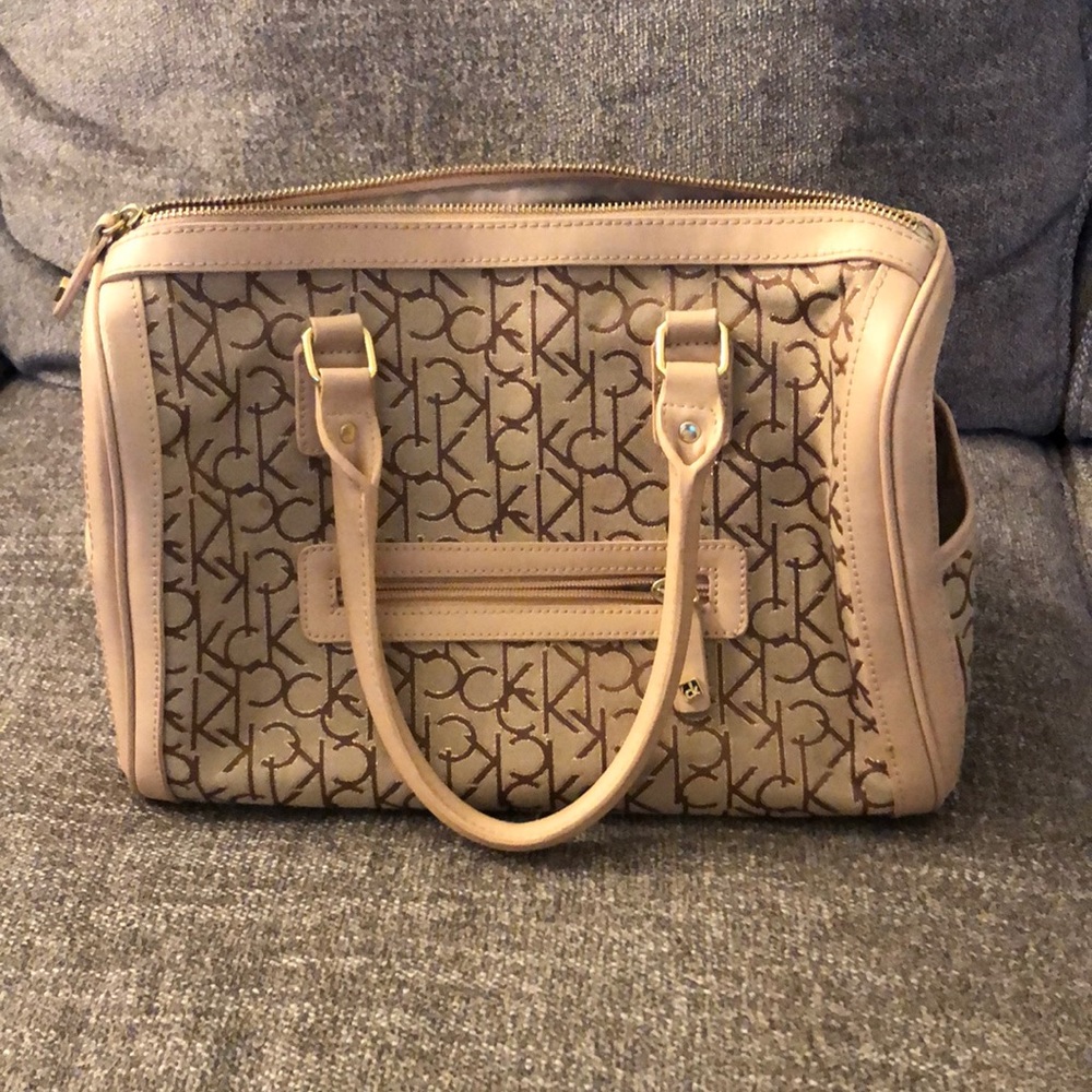 Great condition Calvin Klein bag